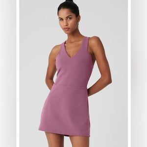 NWOT Alo Yoga Airbrush Real Dress in Soft Mulberry Size Large